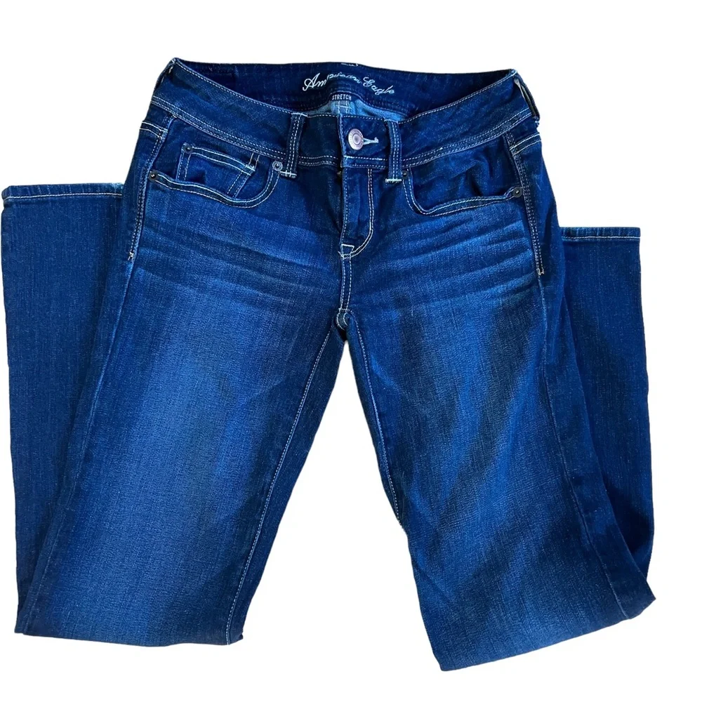 American Eagle π¦
Jeans π Stretch, Slightly distressed - Size 4 Short - Picture 1 of 5